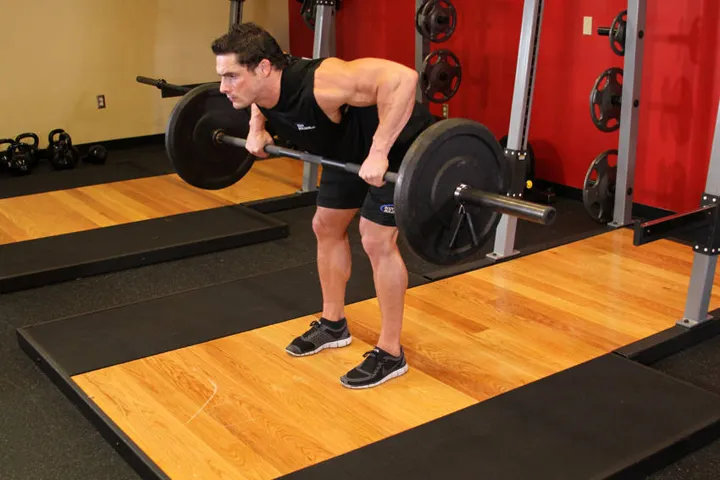 Barbell Rear Delt Row — contração