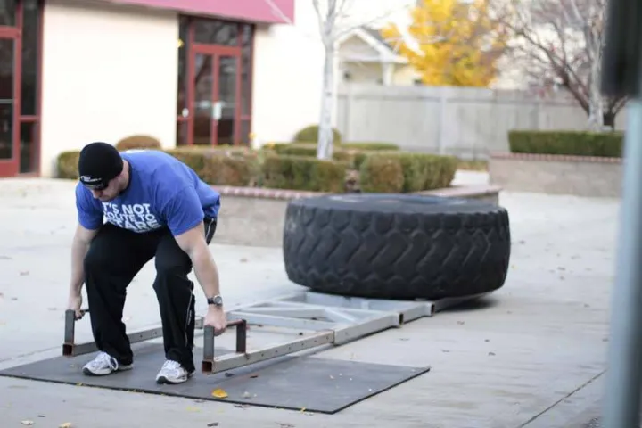 Car Deadlift — contração