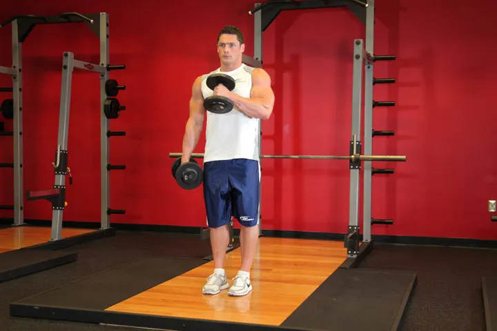 Cross Body Hammer Curl — contração