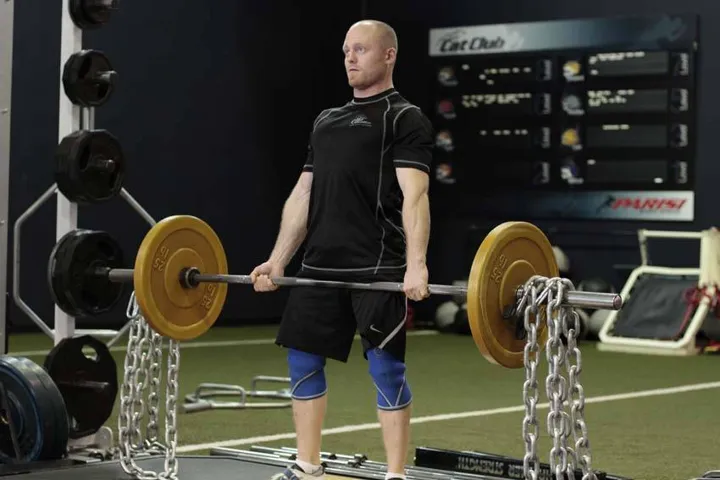 Deadlift with Chains — contração