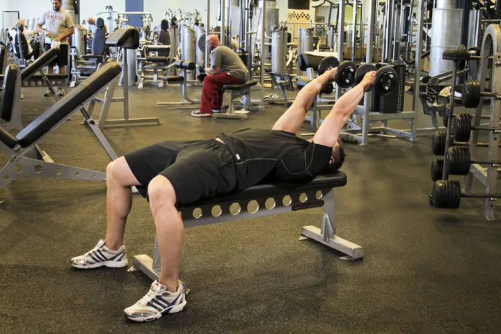 Dumbbell Tricep Extension -Pronated Grip — contração