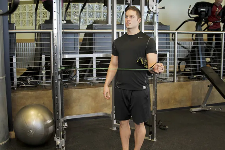 External Rotation with Band — contração