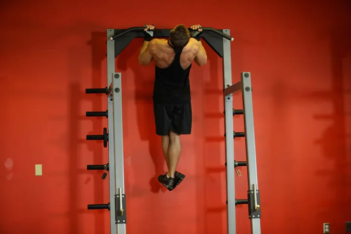 Gironda Sternum Chins — contração