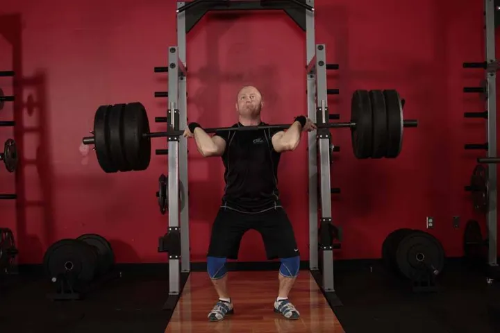 Jerk Dip Squat — contração
