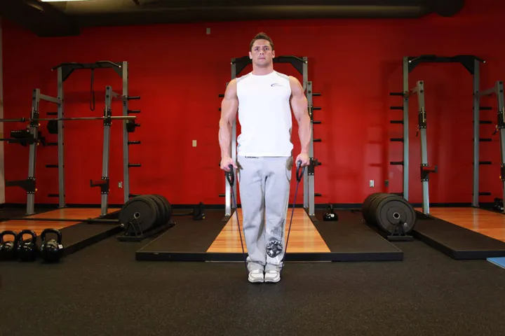 Lateral Raise - With Bands — posição inicial
