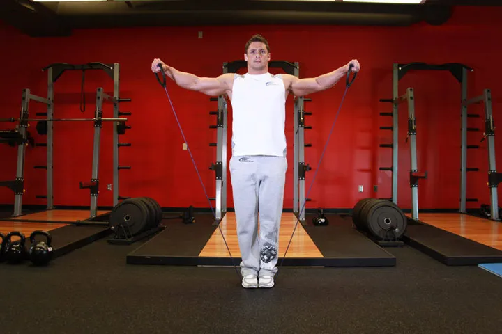 Lateral Raise - With Bands — contração
