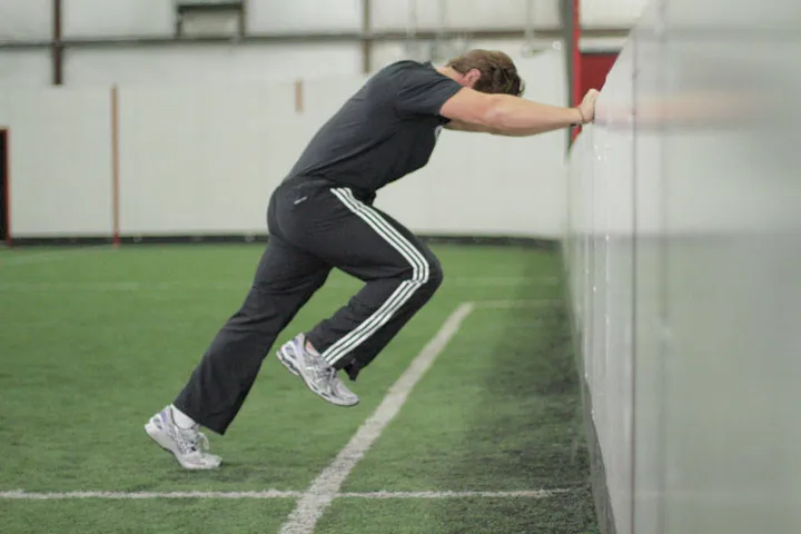 Linear Acceleration Wall Drill — contração