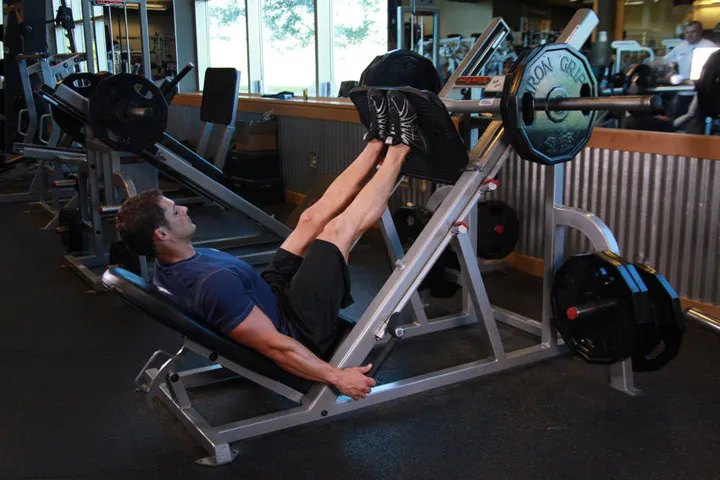 Narrow Stance Leg Press — contração