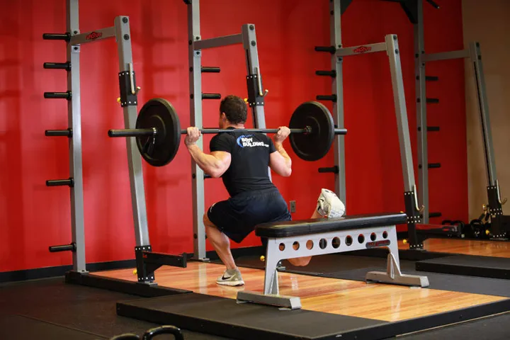 One Leg Barbell Squat — contração