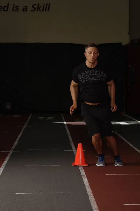 Side Hop-Sprint — posição inicial