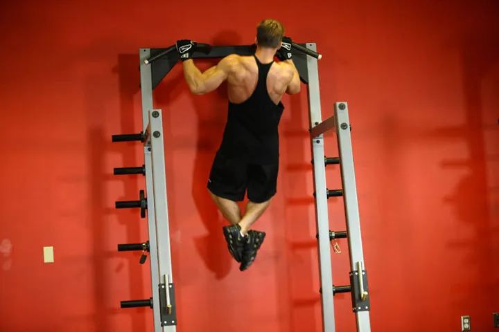 Side To Side Chins — contração