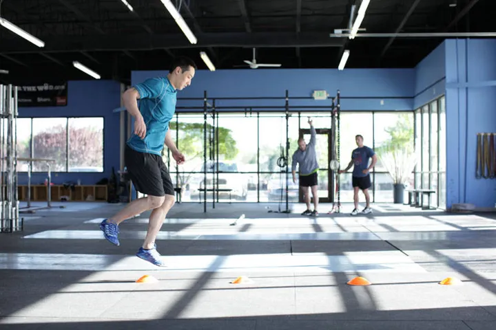 Single-Leg Hop Progression — contração