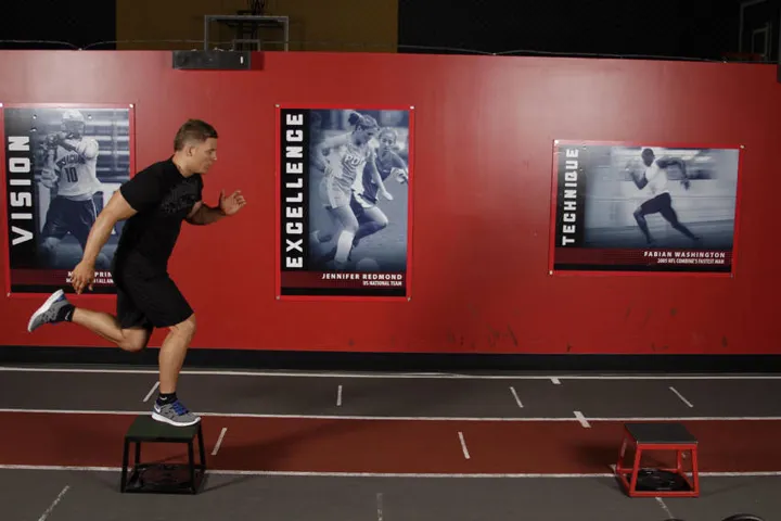 Single-Leg Stride Jump — posição inicial