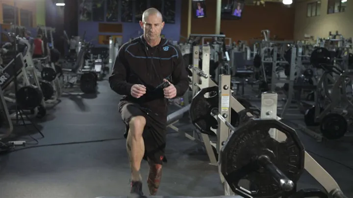 Step-up with Knee Raise — posição inicial
